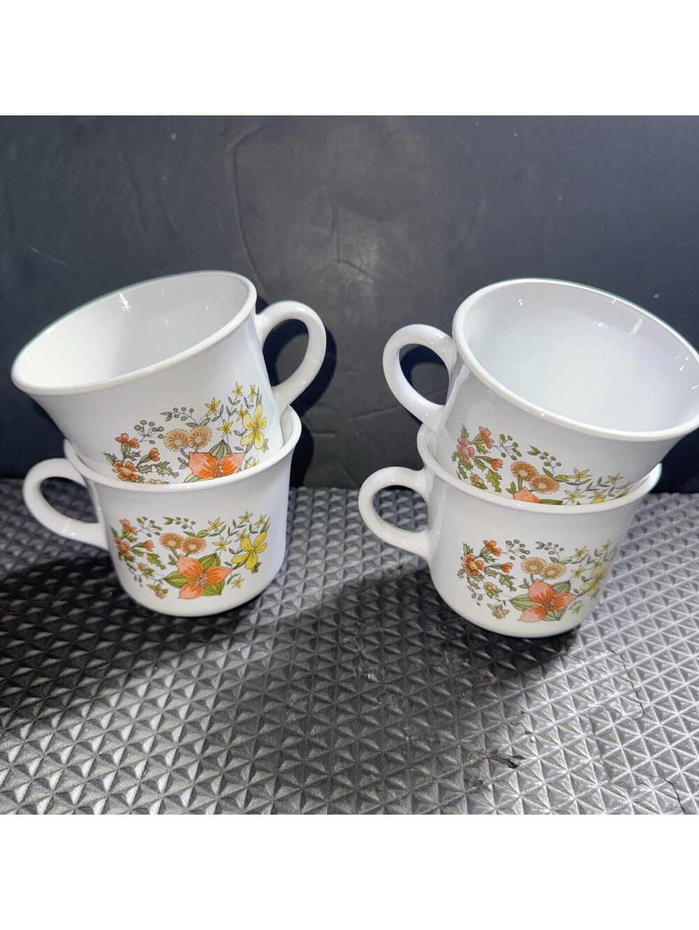 Set of 4 Vintage 1970s CORELLE by Corning Indian Summer Coffee Mugs 10oz Cups